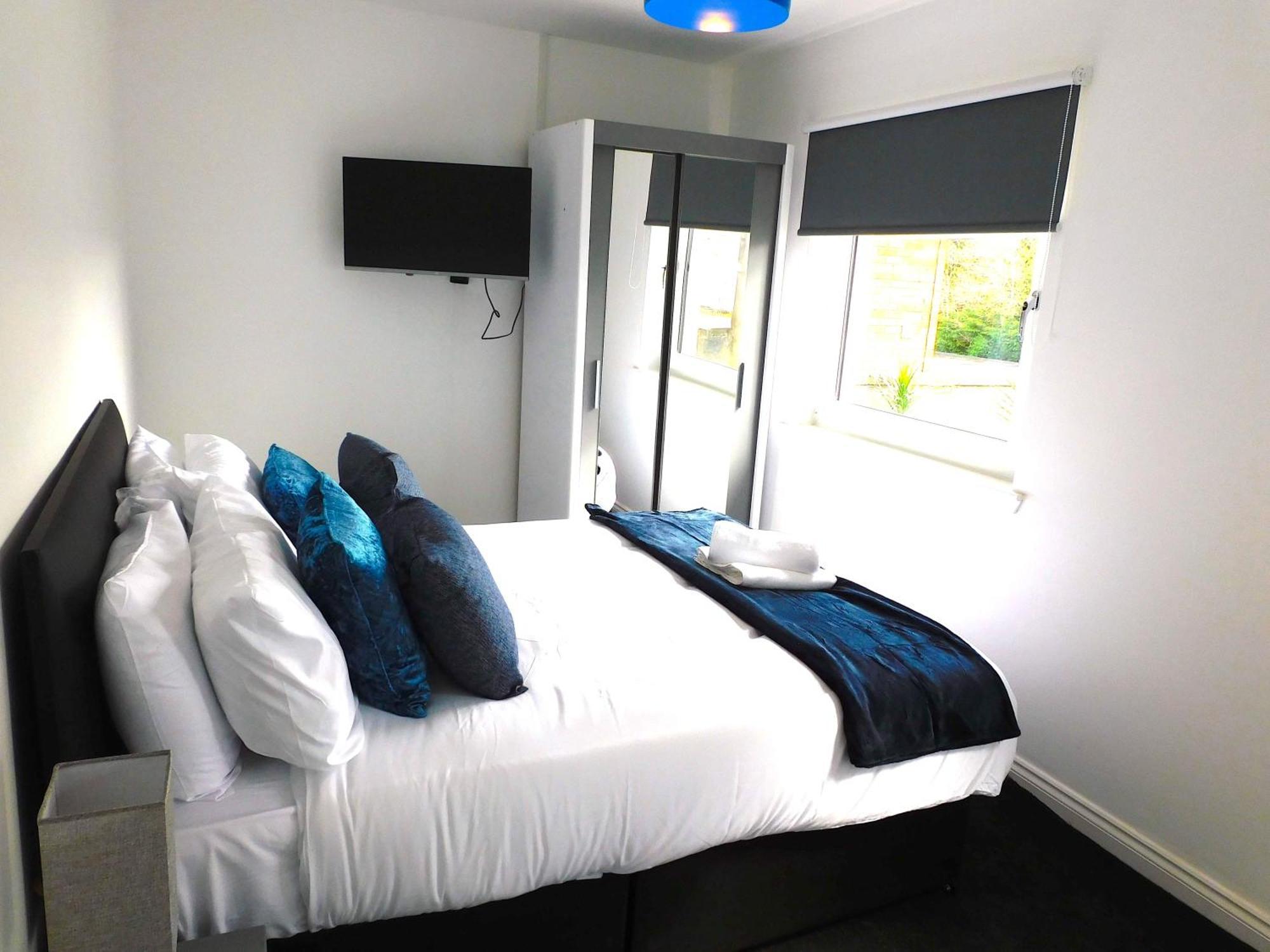 Newly Refurbished 1 Bed Apt In Hamilton Close To Station And Local Amenities エクステリア 写真